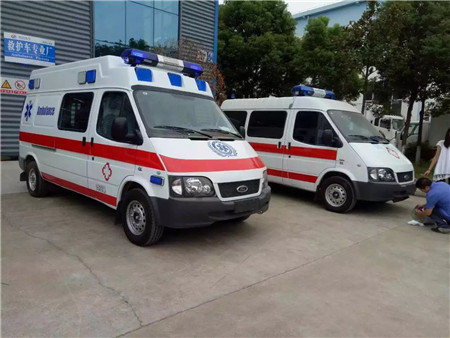 福特全順V348救護車(chē)銷(xiāo)售15271321777 (12)