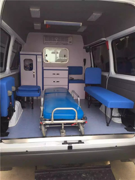 福特全順V348救護車(chē)銷(xiāo)售15271321777 (22)