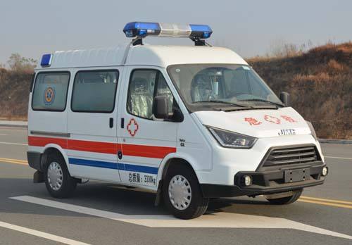江鈴特順短軸監護型救護車(chē)