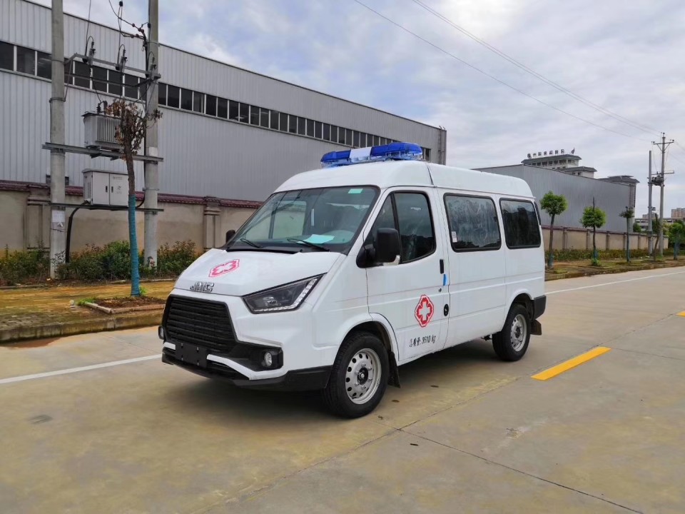 國六江鈴特順救護車(chē)銷(xiāo)售15271321777 (3)
