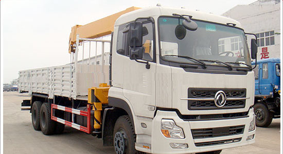 東風(fēng)天龍后雙橋隨車(chē)吊(8-12噸吊)