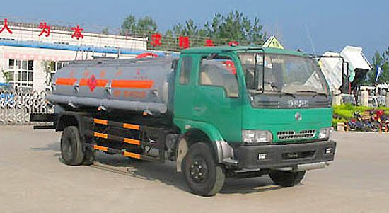 東風(fēng)康霸雙排化工液體運輸車(chē)