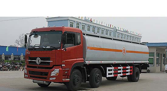 東風(fēng)前雙后單化工液體運輸車(chē)