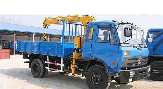 東風(fēng)145隨車(chē)吊( 5-8噸吊)