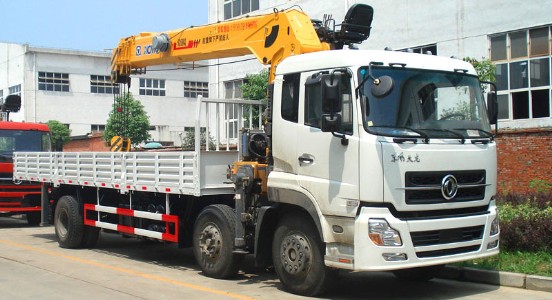 DFZ5203JSQA隨車(chē)起重運輸車(chē)