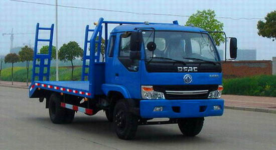 東風(fēng)勁卡平板運輸車(chē)