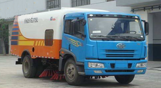 解放掃路車(chē)