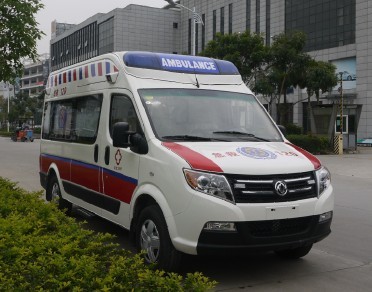 東風(fēng)御風(fēng)監護型救護車(chē)