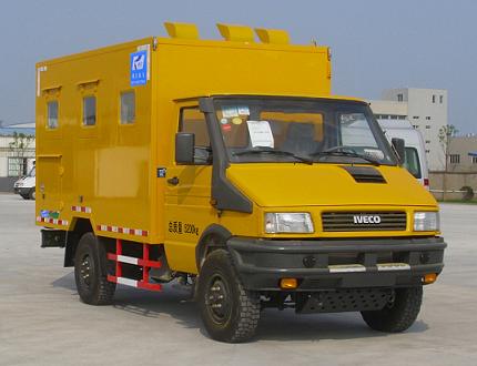 依維柯自行式炊事車(chē)